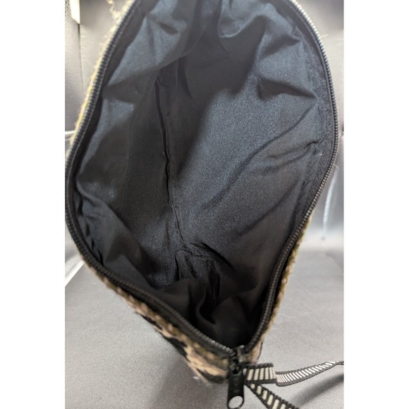 Women's Woven Alpaca Clutch/Wristlet 6" x 9" Zippered Coral/Seafoam/Black - Picture 3 of 5